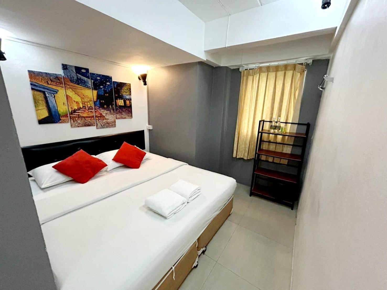 Casa Picasso Hotel - SHA Plus Certified Bangkok Exterior foto
