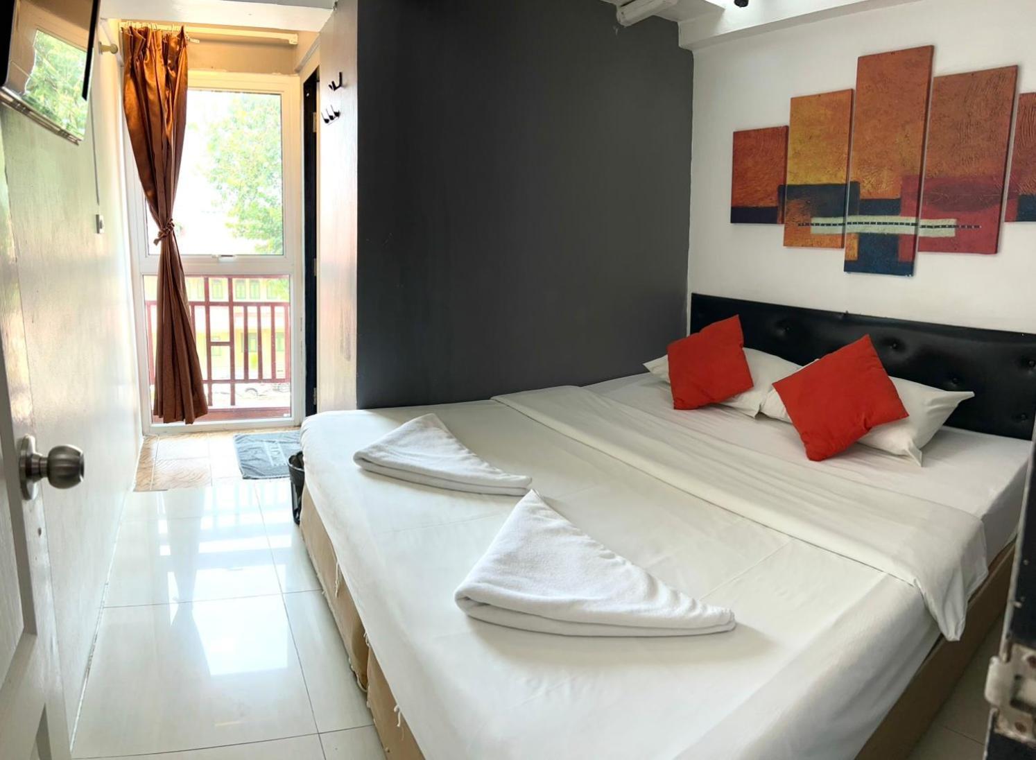 Casa Picasso Hotel - SHA Plus Certified Bangkok Exterior foto